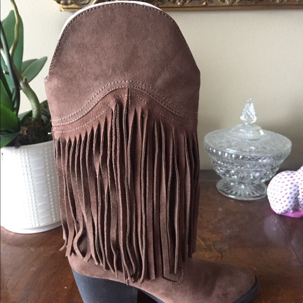 Steve Madden western boots with fringe